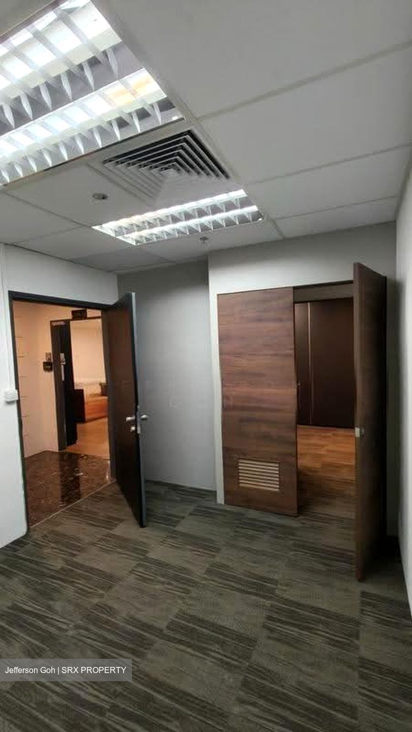 International Plaza (D2), Office #630121981